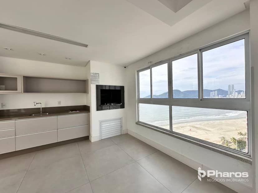 Apartamento Mobiliado Vista Mar Lateral com 3 Dormitórios no Centro de Balneário Camboriú | Edifício Austral - Foto 19