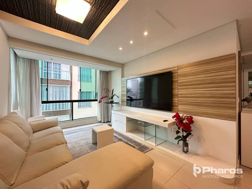 Apartamento Mobiliado Vista Mar Lateral com 3 Dormitórios no Centro de Balneário Camboriú | Edifício Austral - Foto 3