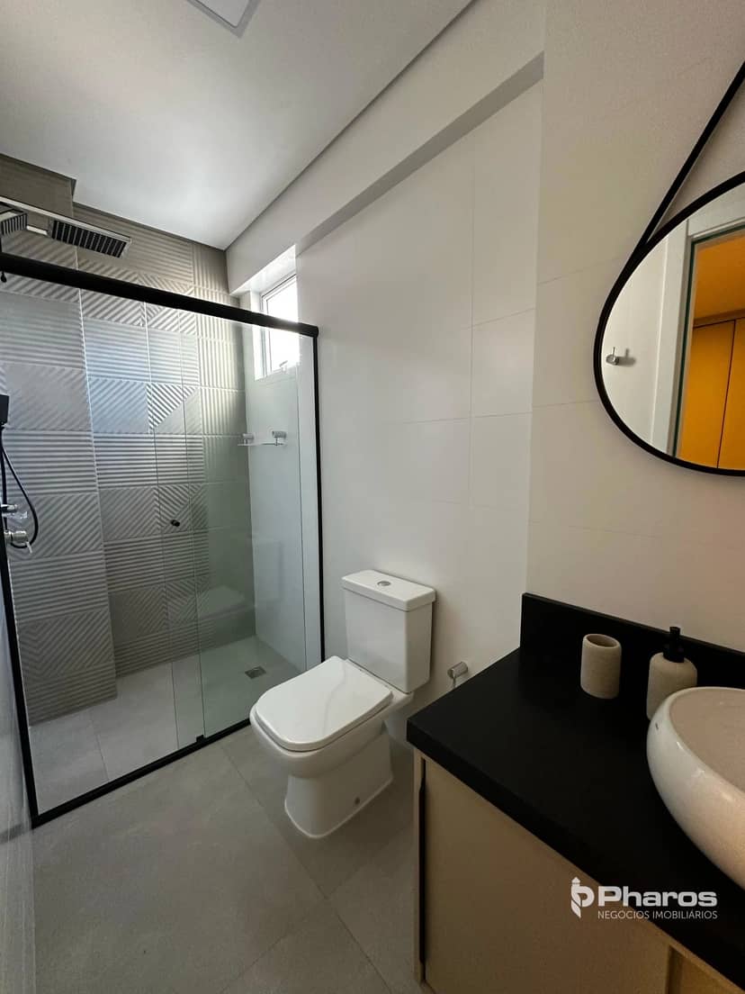 Apartamento com 2 Suítes e 2 Vagas Próximo à Praia Central | Edifício Granada - Foto 12