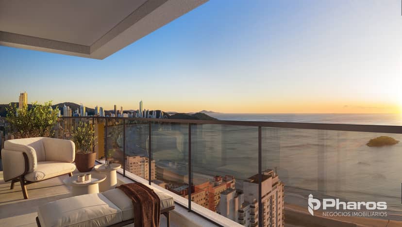 Apartamento com 4 Suítes Quadra Mar em Balneário Camboriú | Marena - Foto 1