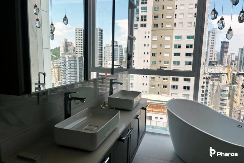 Apartamento Frente Mar Finamente Decorado com 04 Suítes na Barra Norte em Balneário Camboriú | Boreal Tower - Foto 29