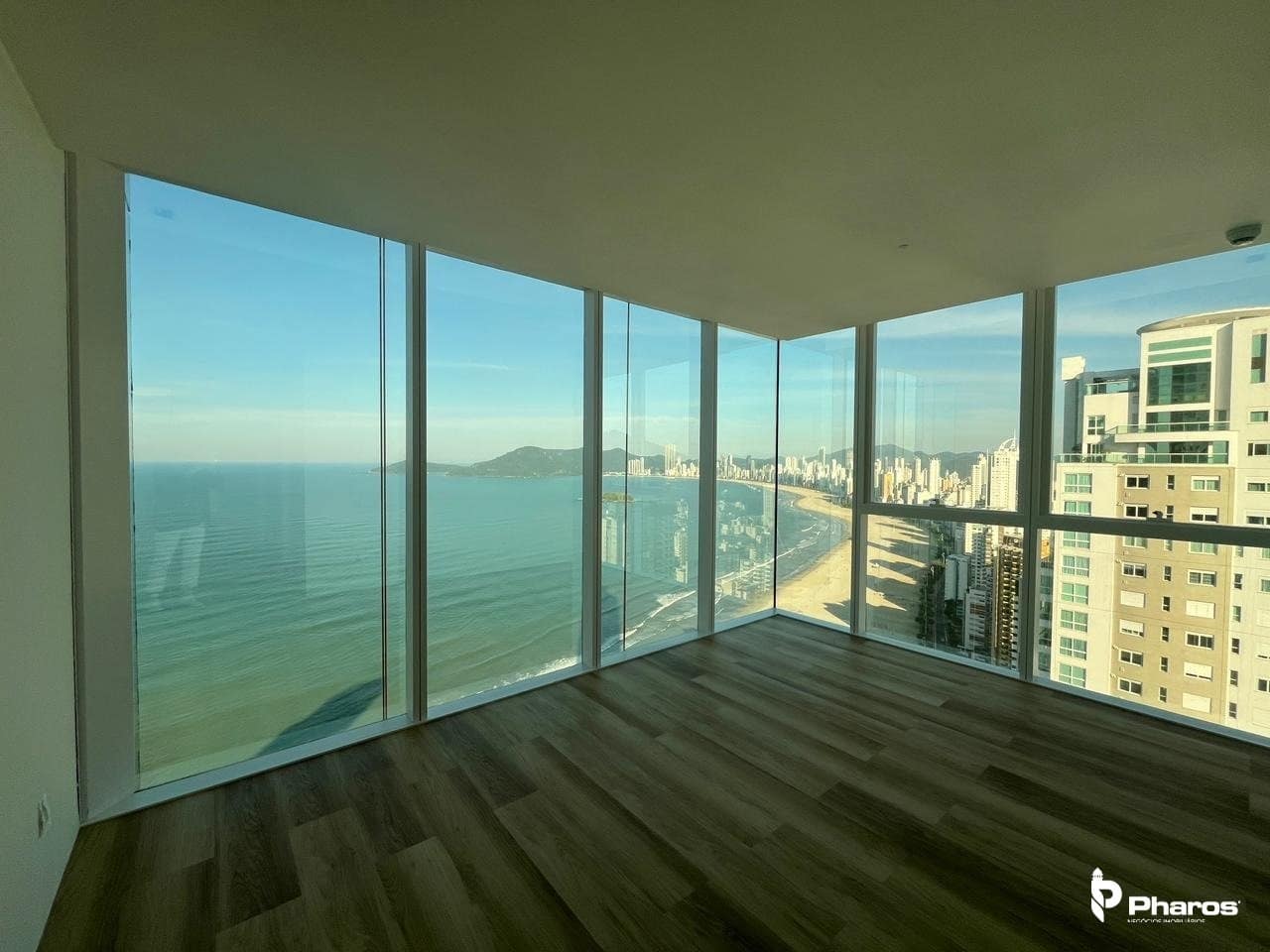 Apartamento Frente Mar e Vista Mar com 4 Suítes na Barra Norte de Balneário Camboriú | Boreal Tower