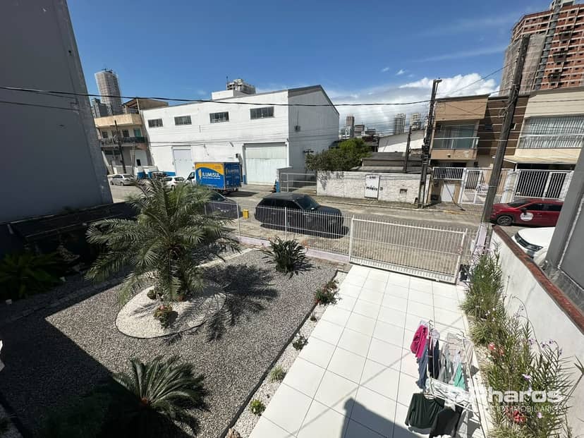 Casa com Amplo Terreno e 3 Dormitórios no Jardim Praia Mar em Itapema - Foto 7