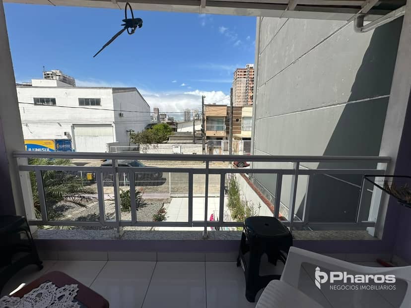 Casa com Amplo Terreno e 3 Dormitórios no Jardim Praia Mar em Itapema - Foto 8