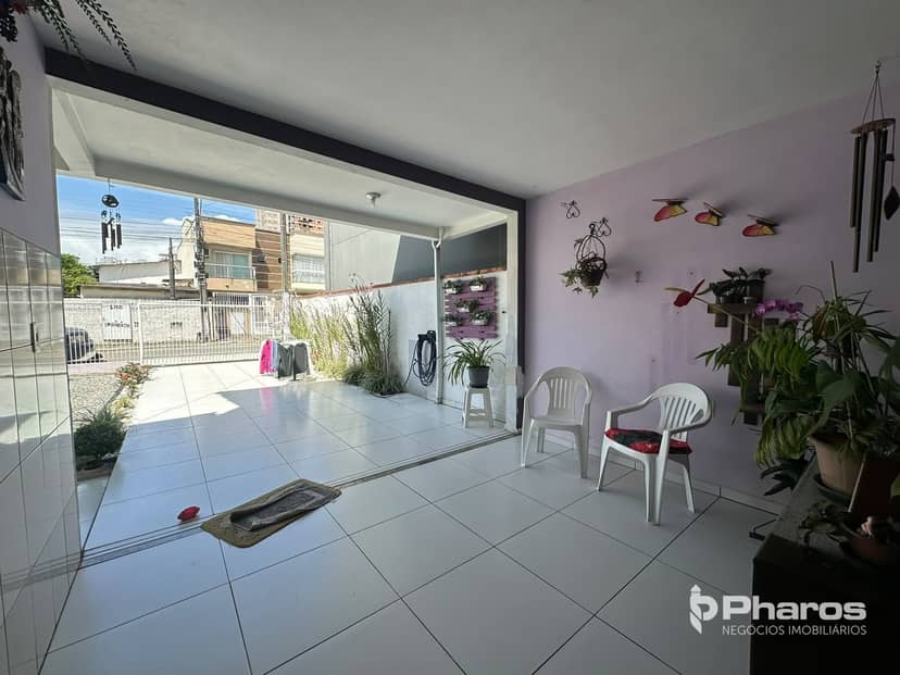 Casa com Amplo Terreno e 3 Dormitórios no Jardim Praia Mar em Itapema - Foto 9