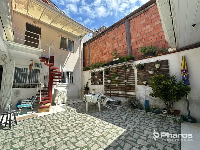 Casa com Amplo Terreno e 3 Dormitórios no Jardim Praia Mar em Itapema - Foto 15