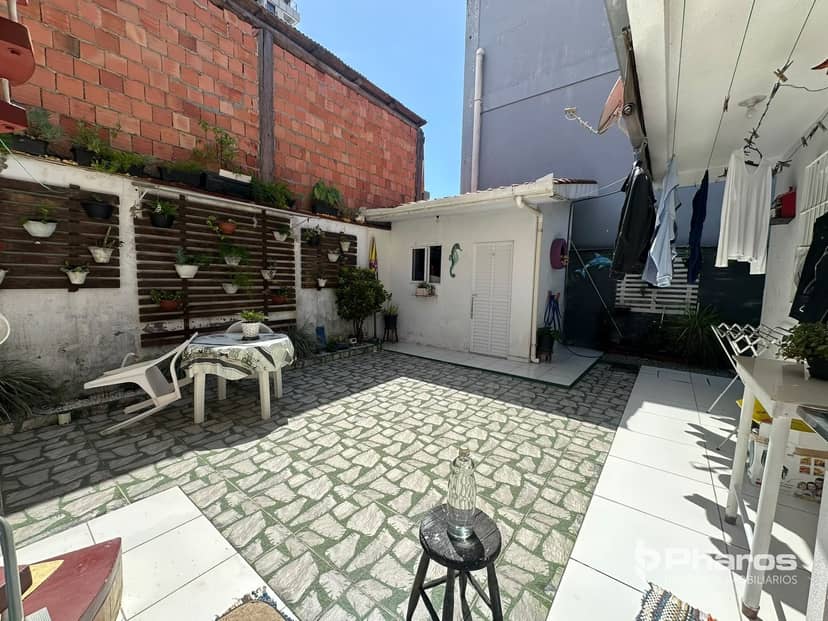 Casa com Amplo Terreno e 3 Dormitórios no Jardim Praia Mar em Itapema - Foto 16