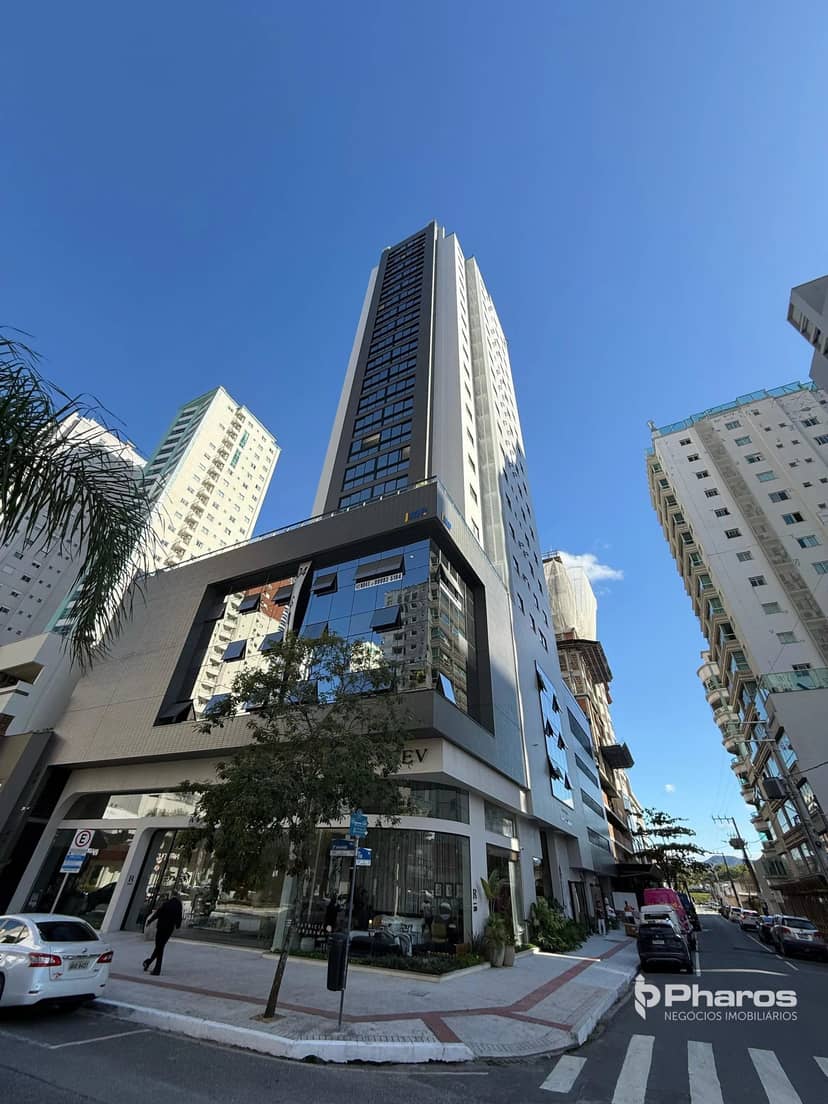 Apartamento com 4 Suítes no Centro de Balneário Camboriú | Farol de Valença - Foto 24