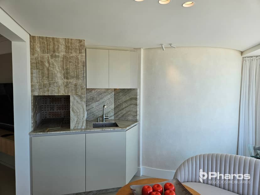 Apartamento Frente Mar com 3 Suítes e 2 Vagas na Barra Sul | Edifício Cidade Firenze - Foto 4