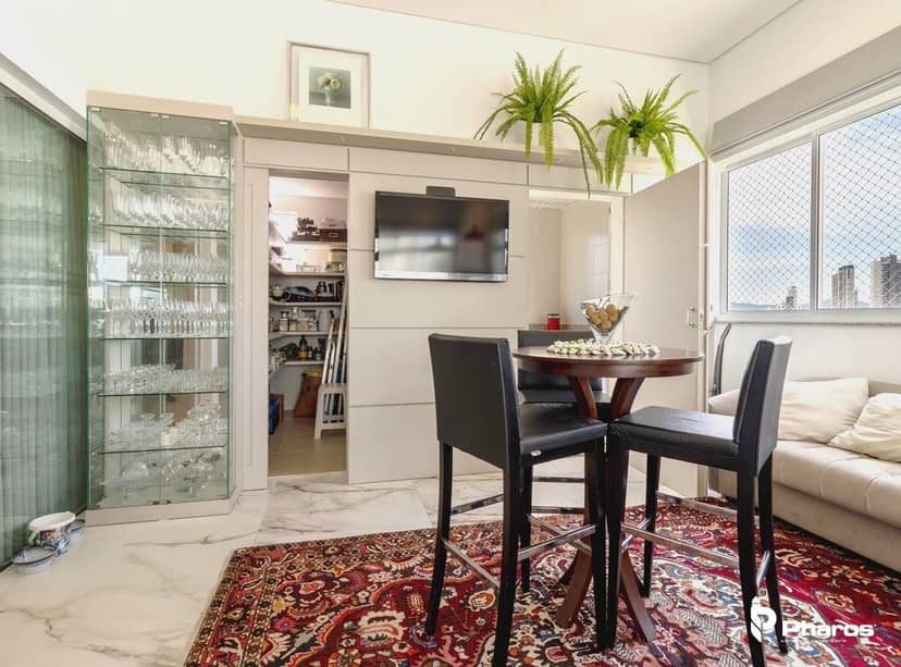 Cobertura Duplex Finamente Mobiliada com 4 suítes e 6 Vagas no Centro de Balneário Camboriú | Ville de France - Foto 15