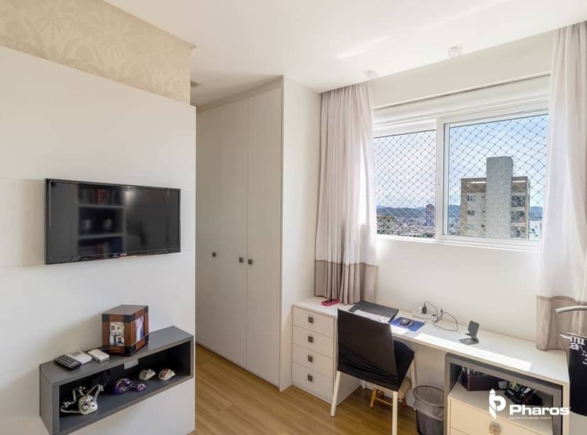 Cobertura Duplex Finamente Mobiliada com 4 suítes e 6 Vagas no Centro de Balneário Camboriú | Ville de France - Foto 17