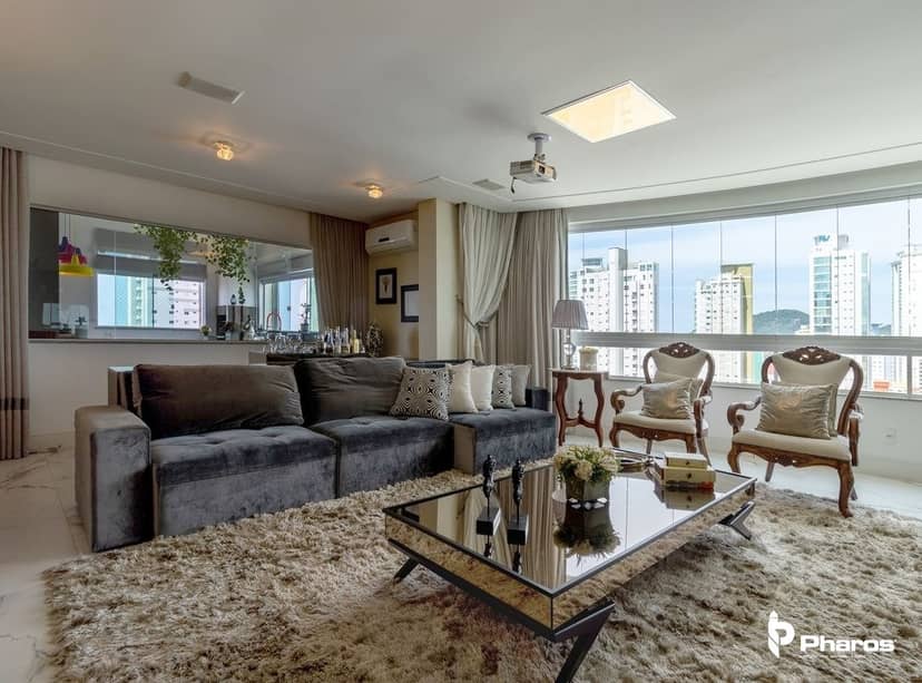 Cobertura Duplex Finamente Mobiliada com 4 suítes e 6 Vagas no Centro de Balneário Camboriú | Ville de France - Foto 3