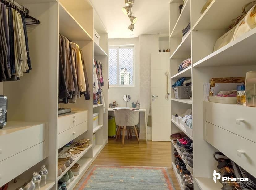 Cobertura Duplex Finamente Mobiliada com 4 suítes e 6 Vagas no Centro de Balneário Camboriú | Ville de France - Foto 40