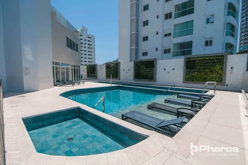Apartamento Quadra Mar e Vista Mar com 3 Suítes na Barra Sul | Via Marina - Foto 5