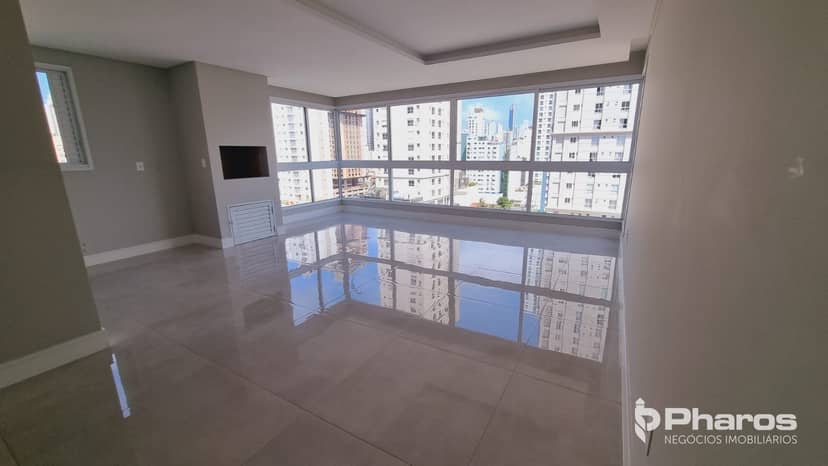 Apartamento com 3 Suítes e 2 Vagas no Centro de Balneário Camboriú | Biarritz Residence - Foto 7