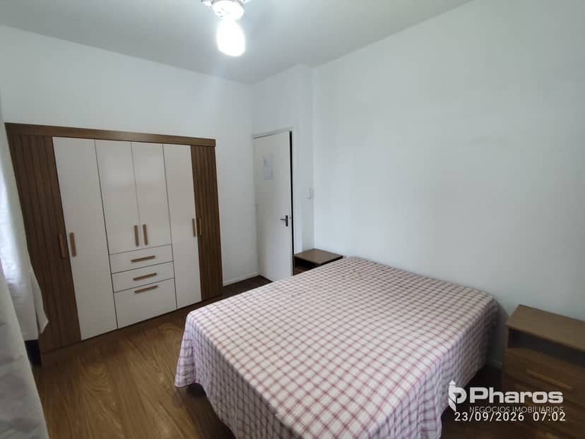Apartamento Quadra Mar Mobiliado com 2 Dormitórios no Centro de Balneário Camboriú | Ed. Polaris - Foto 5