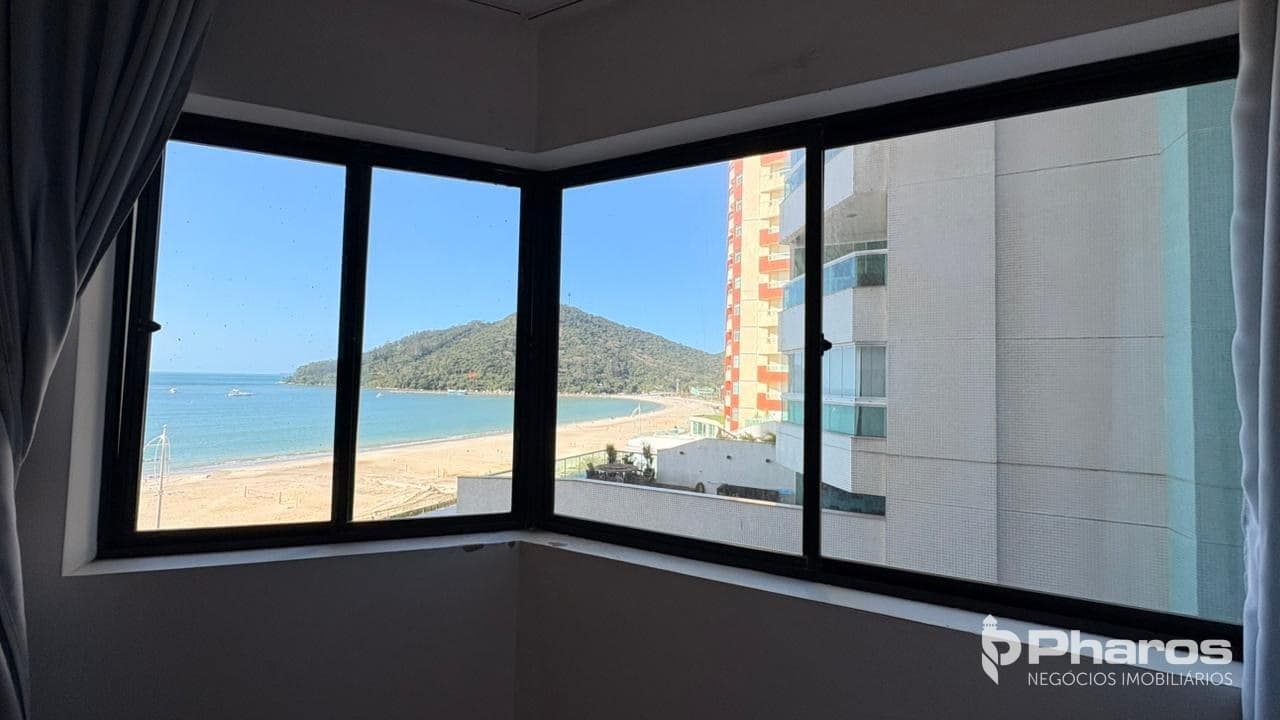 Apartamento Lateral Vista Mar com 2 Dormitórios na Barra Sul em Balneário Camboriú | Edifício Camboriú Park