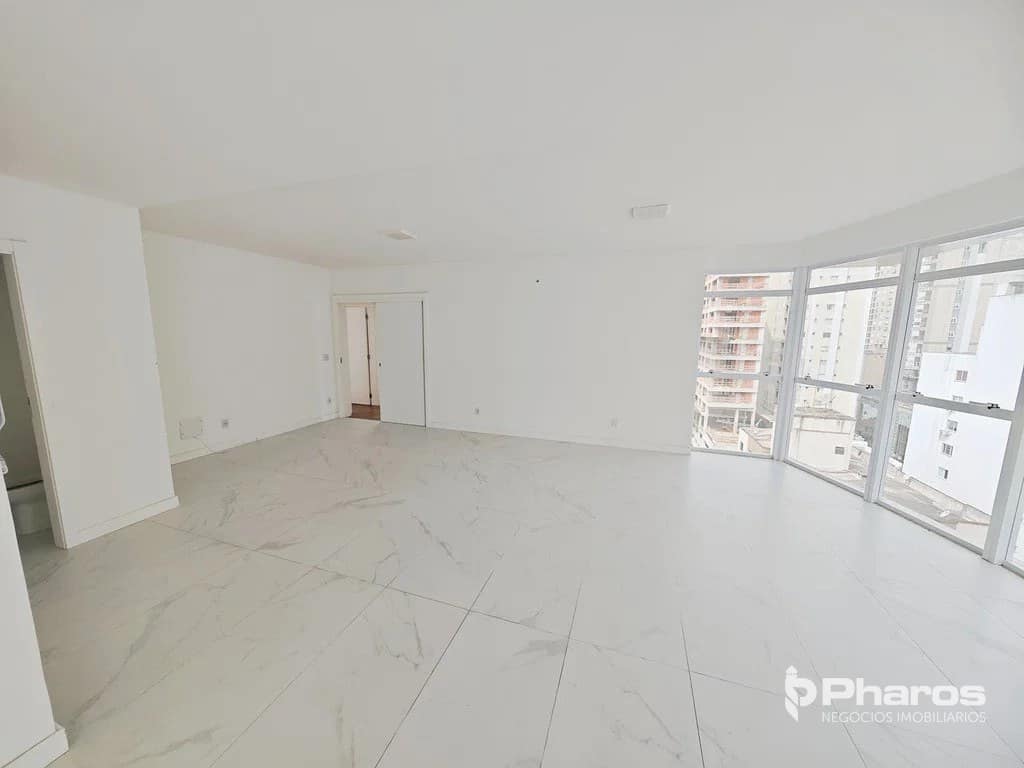 Apartamento com 3 Suítes no Centro de Balneário Camboriú | Unique Tower