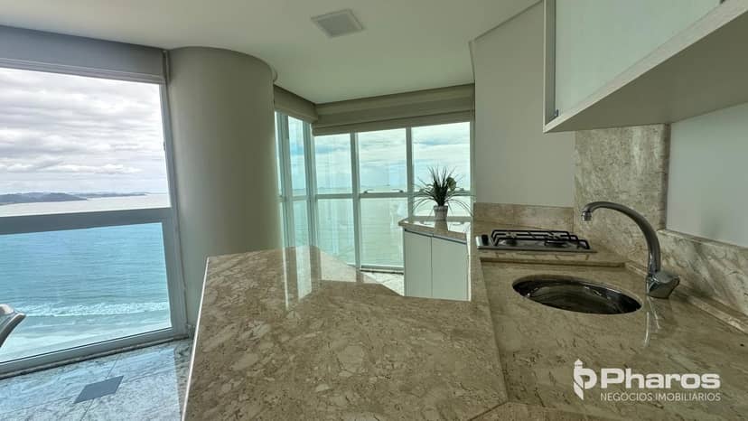 Amplo Apartamento Frente Mar com 5 Suítes na Barra Sul | Costão da Barra - Foto 6
