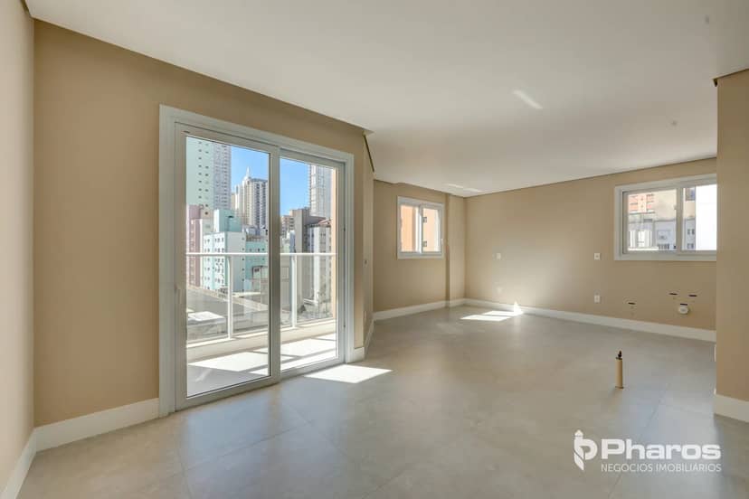 Apartamento com 3 Suítes e 2 Vagas no Centro | Toulon Residence - Foto 3