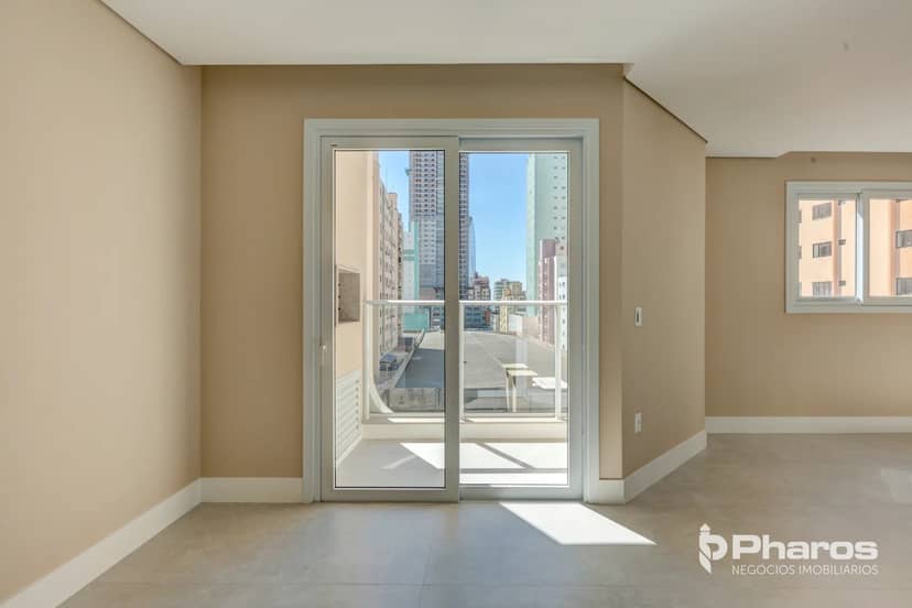 Apartamento com 3 Suítes e 2 Vagas no Centro | Toulon Residence - Foto 4