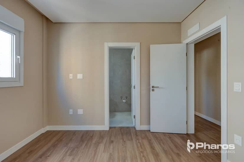 Apartamento com 3 Suítes e 2 Vagas no Centro | Toulon Residence - Foto 14