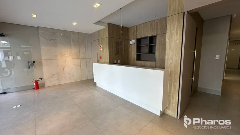 Sala Comercial com 170m² privativos no Centro de Balneário Camboriú - Foto 1