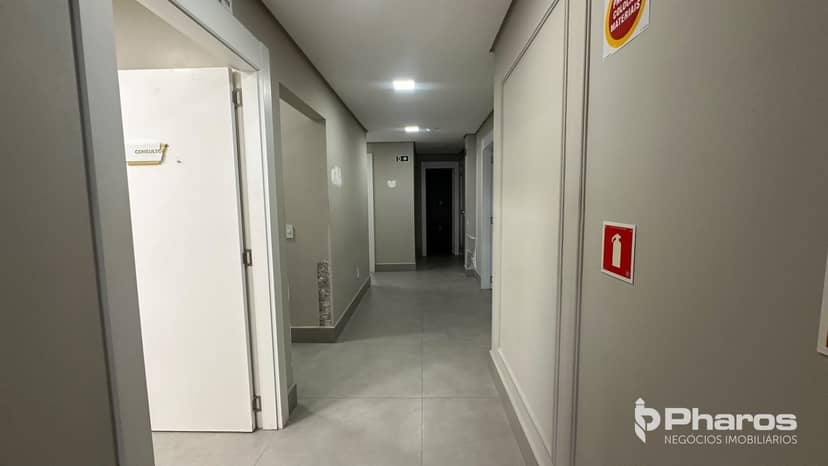 Sala Comercial com 170m² privativos no Centro de Balneário Camboriú - Foto 3