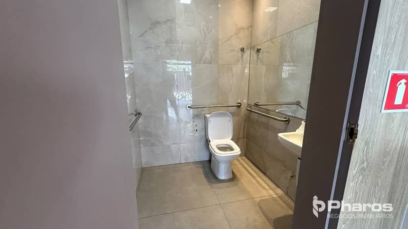 Sala Comercial com 170m² privativos no Centro de Balneário Camboriú - Foto 12