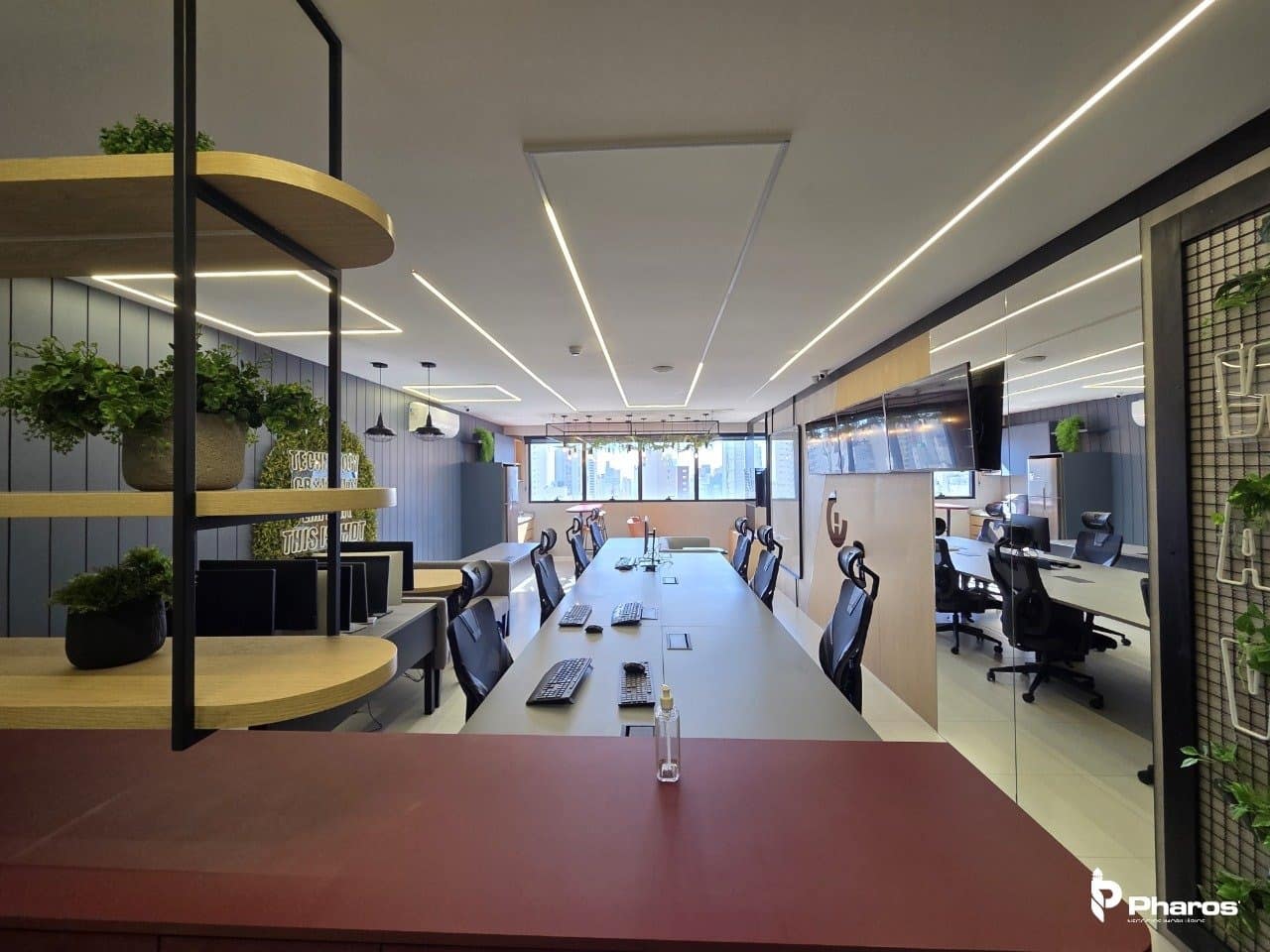 Sala Comercial Tecnológica Mobiliada e Pronta Para Uso no Sky Business